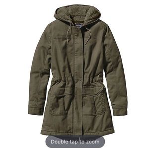 Patagonia Women’s Insulated Prairie Dawn Parka